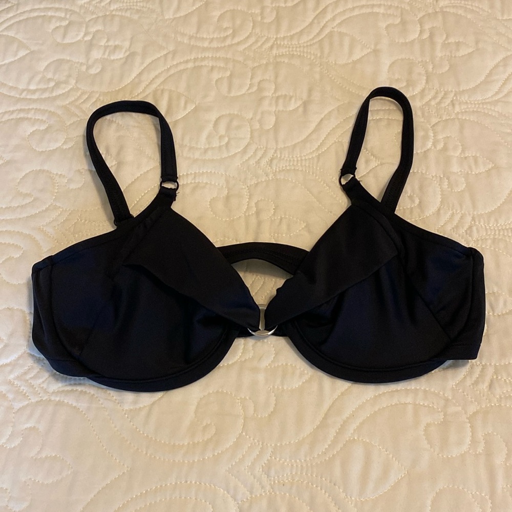 Venus bikini top